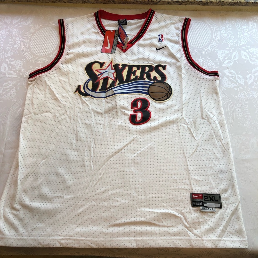 Nike NBA Vintage RARE!!! Philadelphia 76ers Allen Iverson # 3 White Jersey NWT